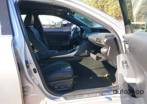 2017 Lexus Is 200T из США, поврежденный, VIN JTHBA1D29H5050125